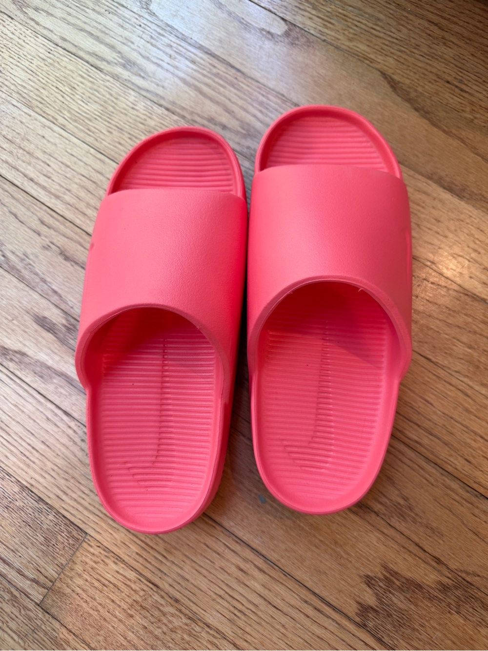 Nike Slides - Bright Pink - size 8 women’s - Picture 3 of 4